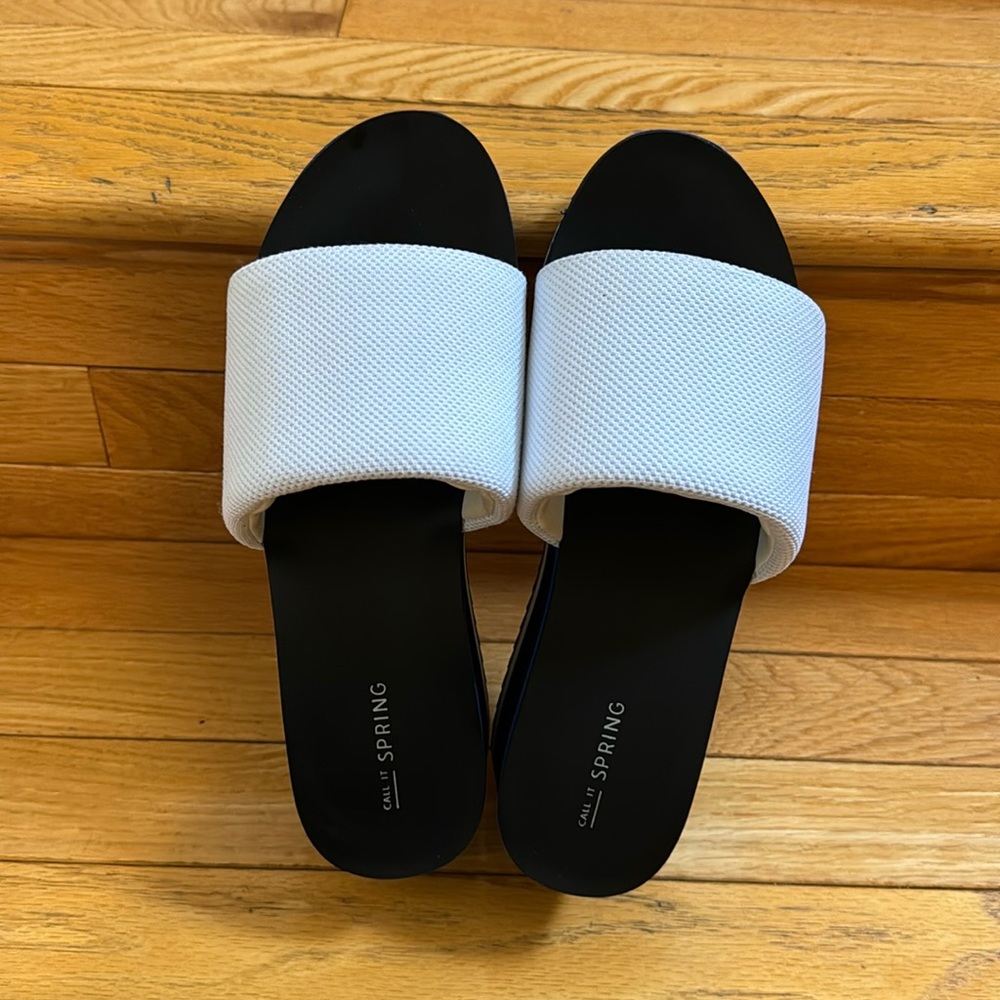 Call It Spring White Sliders Excellent Condition Size 9